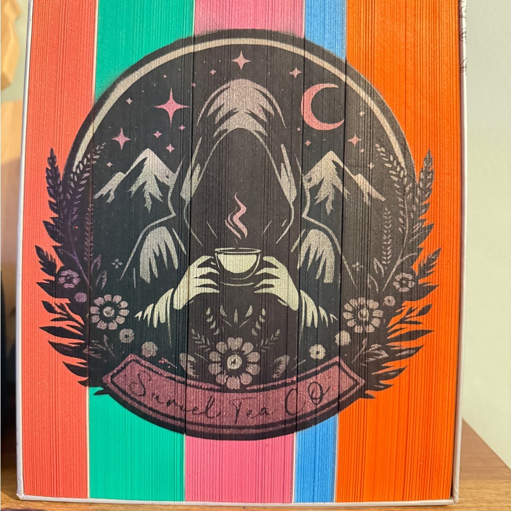 ACOTAR box set, paperback. Sarah J Maas, custom sprayed edges